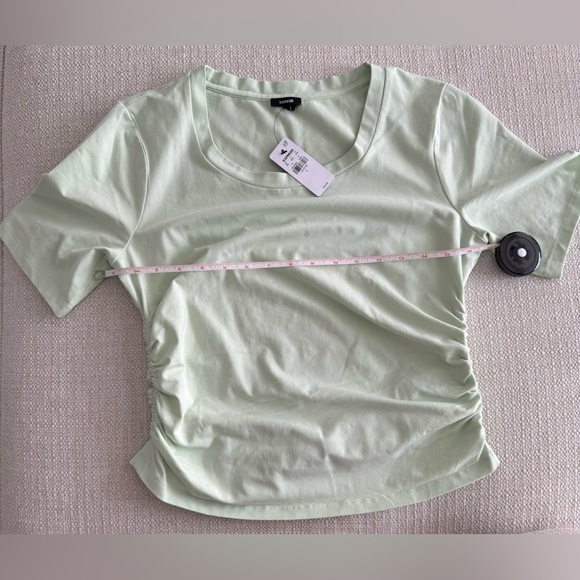 NWT Express Crew neck short sleeved ruched sides tee - light green color - Picture 10 of 11